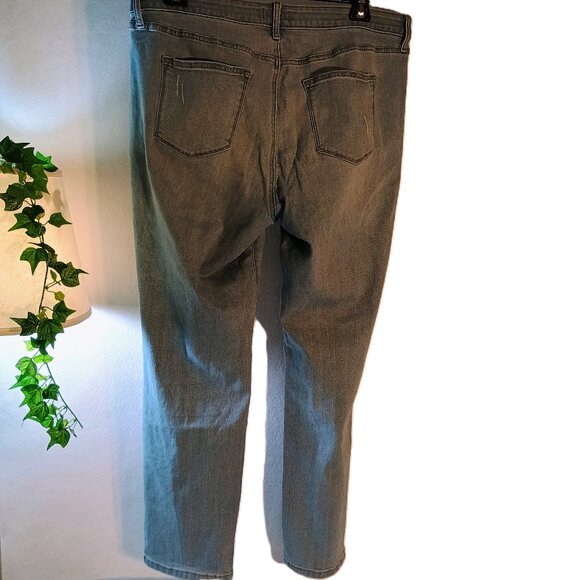 EUC: Sonoma Sze 18 Blue Goods For Life Curvy Straight Leg - Picture 2 of 3